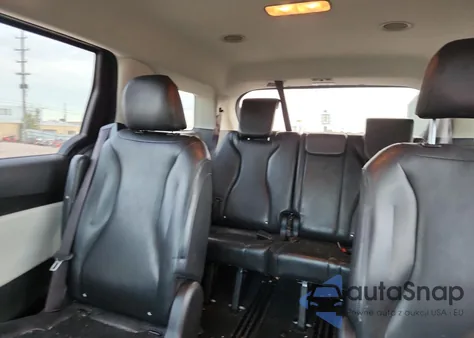 2022 Kia Carnival Lx z USA, uszkodzony, nr VIN KNDNB4H39N6171128